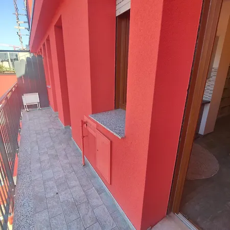 Porta Romana - Lattuada 2 Broom Next To Metro Milan Exterior photo